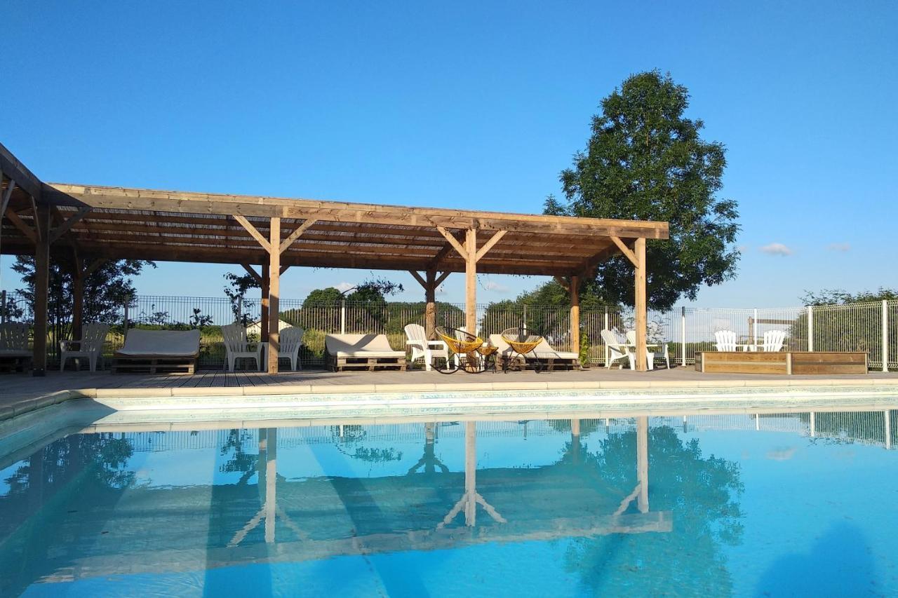 Domaine Ramonjavel, Glamping & Alpaca'S Bed & Breakfast Fongrave ภายนอก รูปภาพ