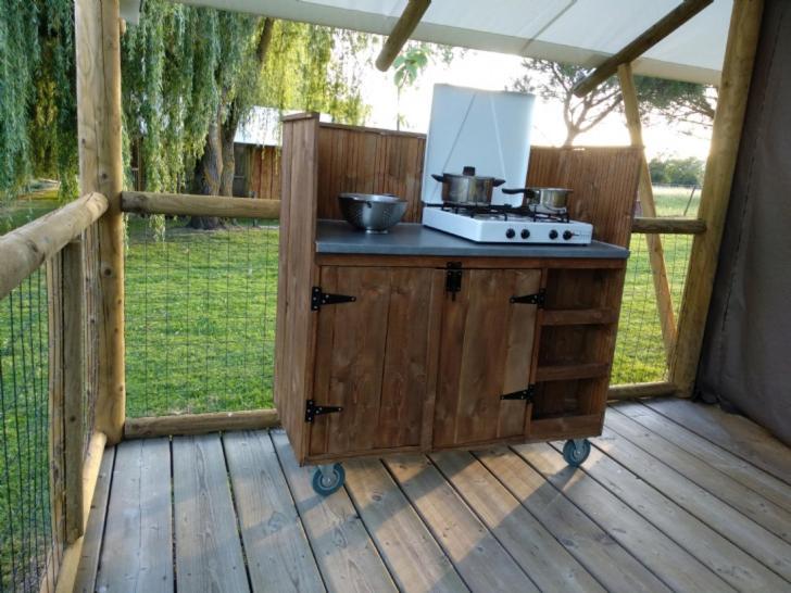 Domaine Ramonjavel, Glamping & Alpaca'S Bed & Breakfast Fongrave ภายนอก รูปภาพ